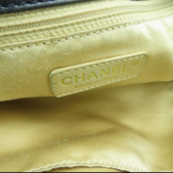 AUTH VERY RARE Chanel XL Rodeo Drive Grand Shopper Bag - Picture 3 of 7